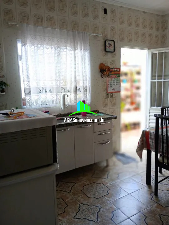 Casa à venda com 4 quartos, 125m² - Foto 8