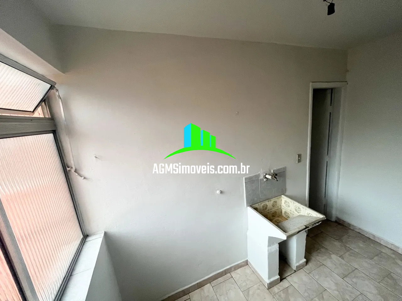 Apartamento à venda com 2 quartos, 74m² - Foto 13