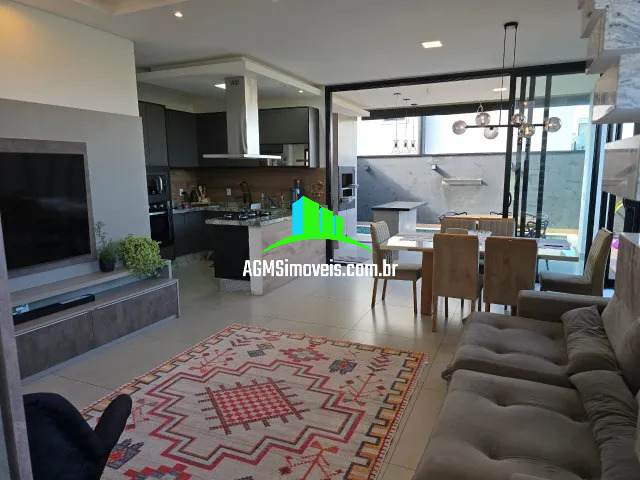 Casa de Condomínio à venda com 3 quartos, 195m² - Foto 1