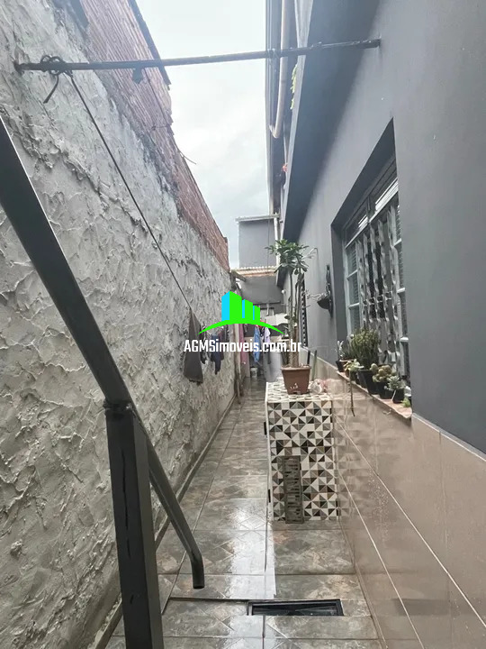 Casa à venda com 4 quartos, 120m² - Foto 9