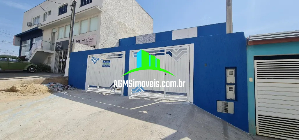Casa à venda com 2 quartos, 80m² - Foto 4