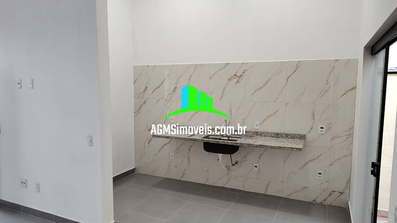 Casa à venda com 2 quartos, 70m² - Foto 11