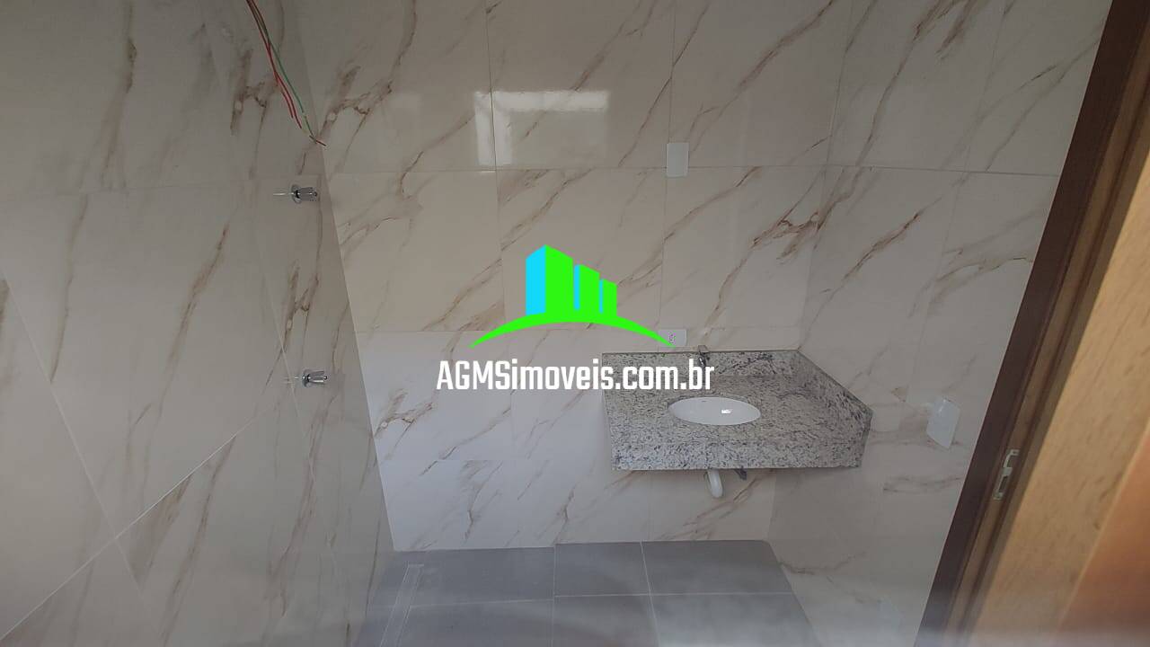 Casa à venda com 2 quartos, 70m² - Foto 18