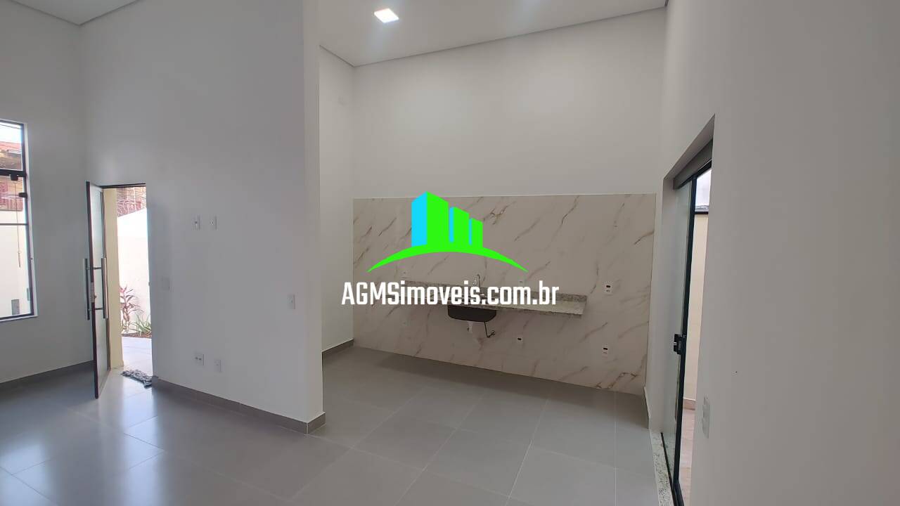 Casa à venda com 2 quartos, 70m² - Foto 19