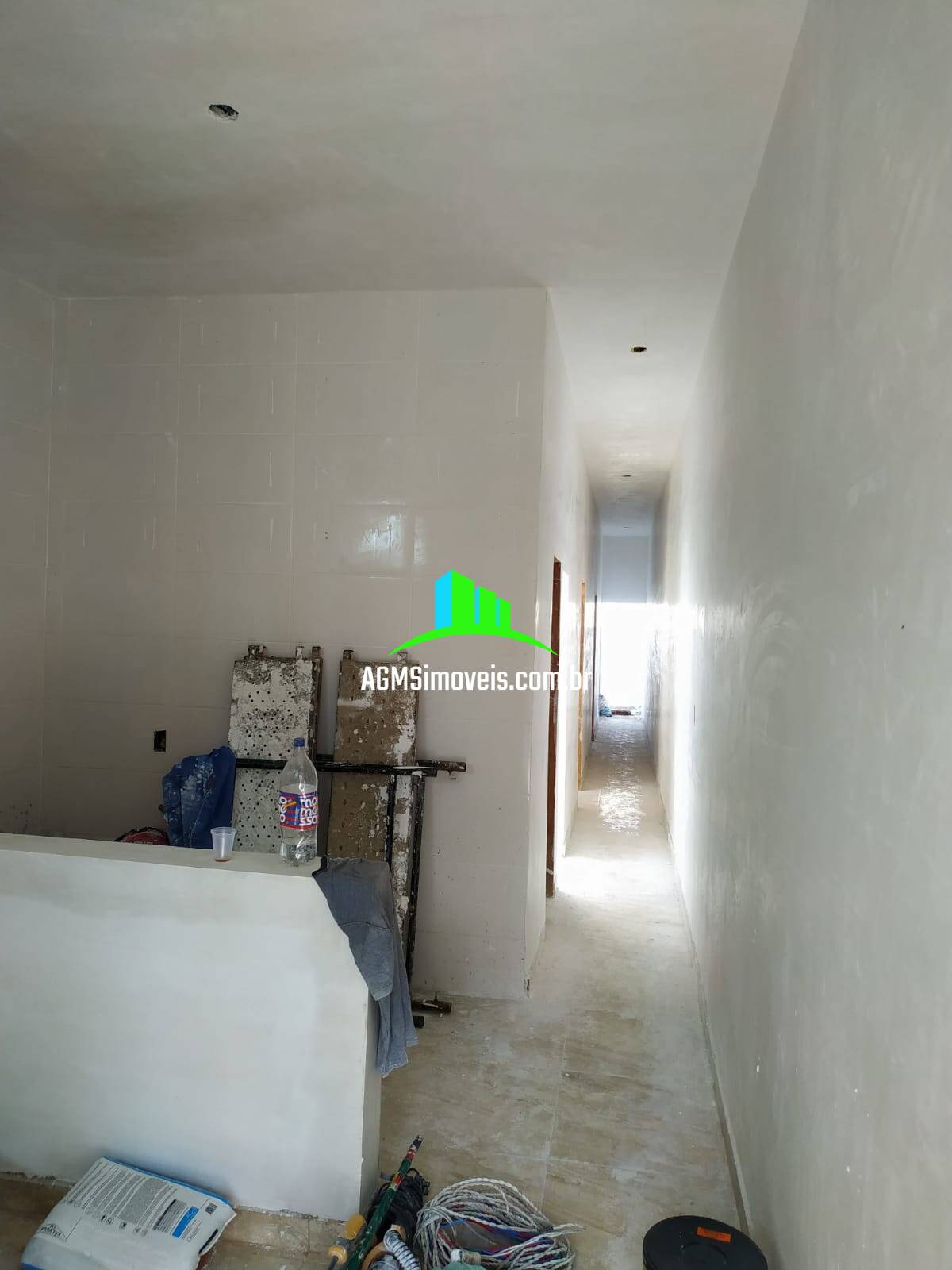 Casa à venda com 2 quartos, 61m² - Foto 5