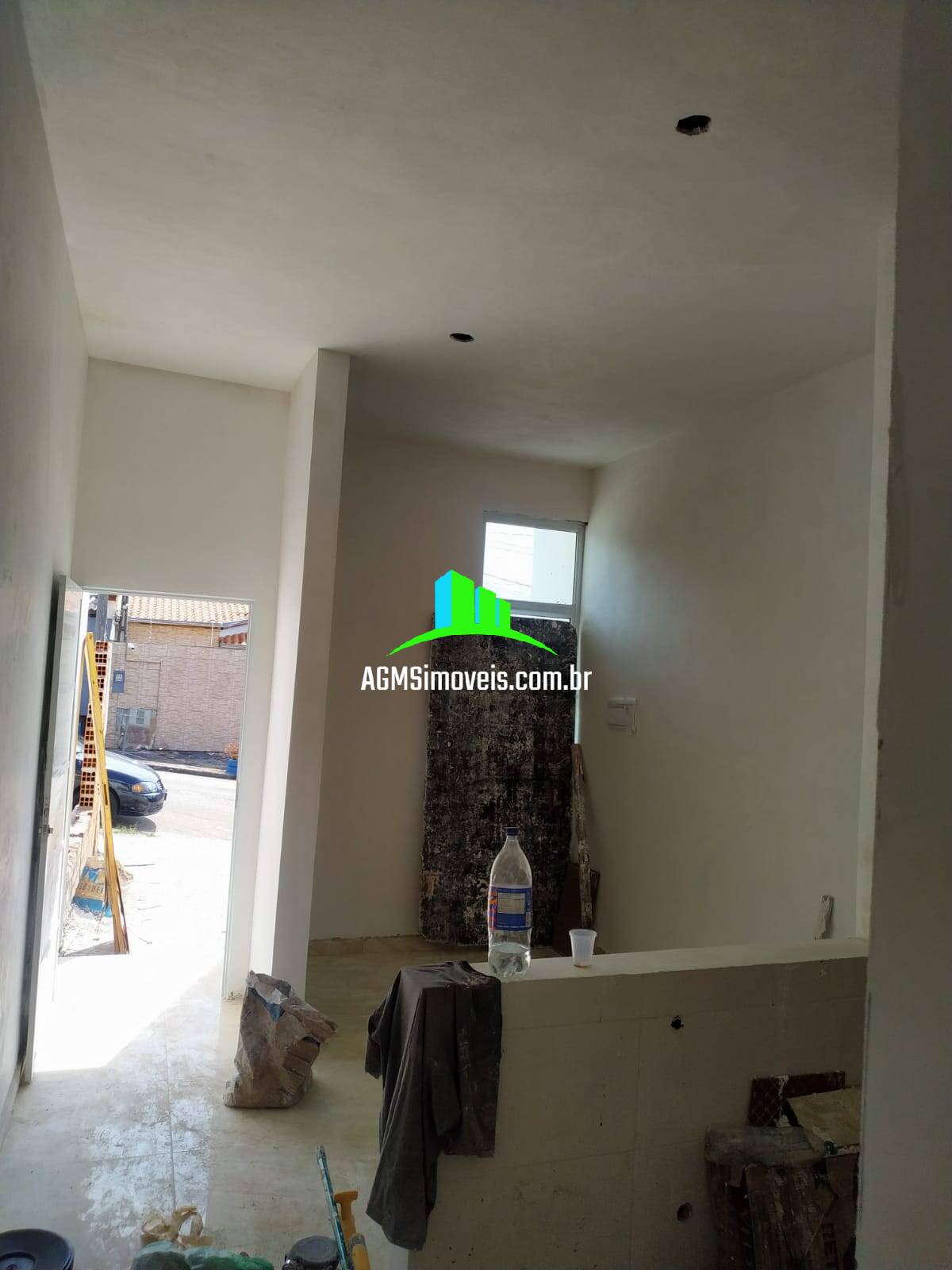 Casa à venda com 2 quartos, 61m² - Foto 9
